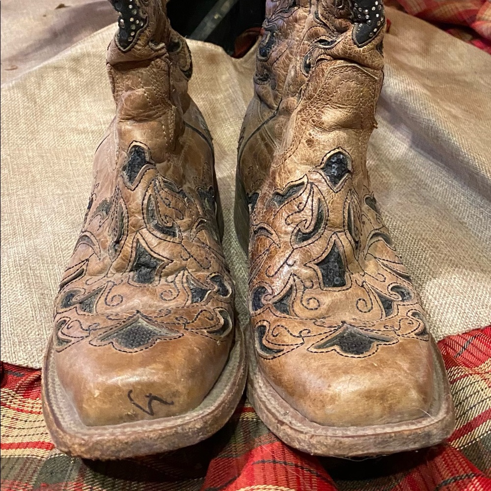 CORRAL BOOTS